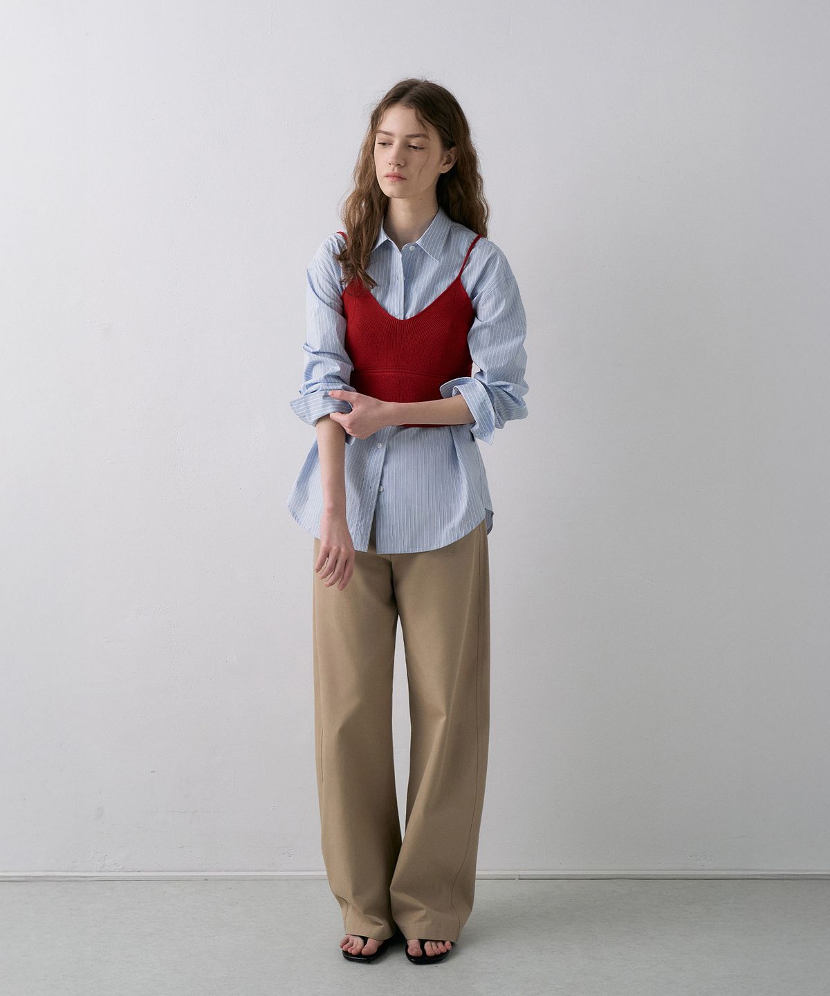 라메레이(LAMEREI) V-Neck Crop Bustier Knit[LMBFSPKN305]-3color