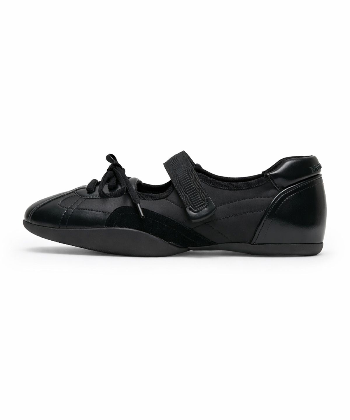 마뗑킴(MATIN KIM) SPORTY MARYJANE SNEAKERS IN BLACK