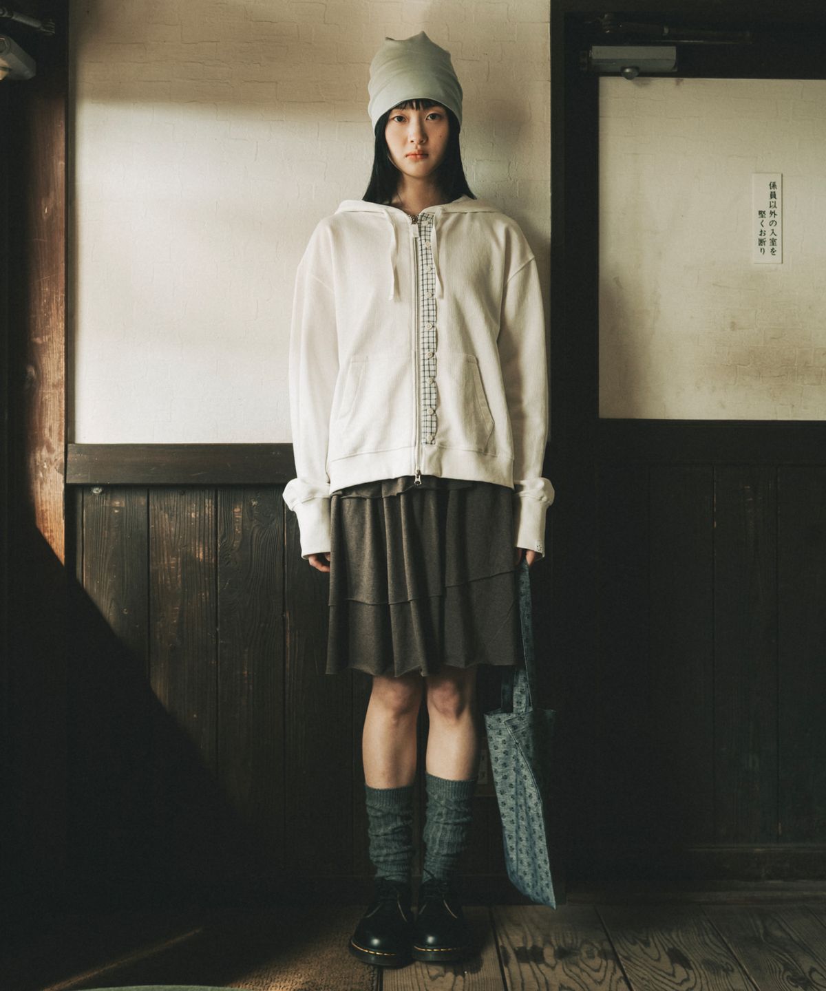 오헤시오(OHESHIO) REVERSIBLE BUTTON BEANIE, BLUE