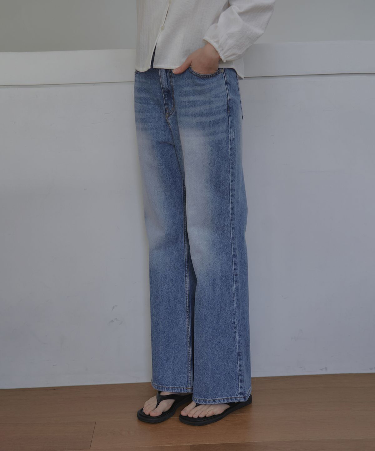 엘리오티(ELLIOTI) Etta Boot-cut Denim Pants_2Color