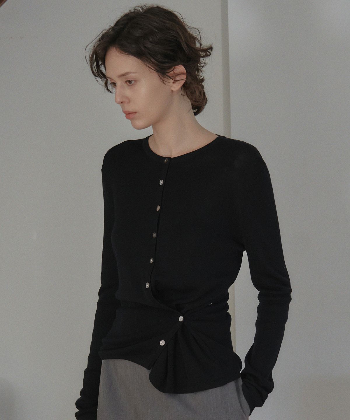 엘리오티(ELLIOTI) Mori Twist Cardigan_3Color