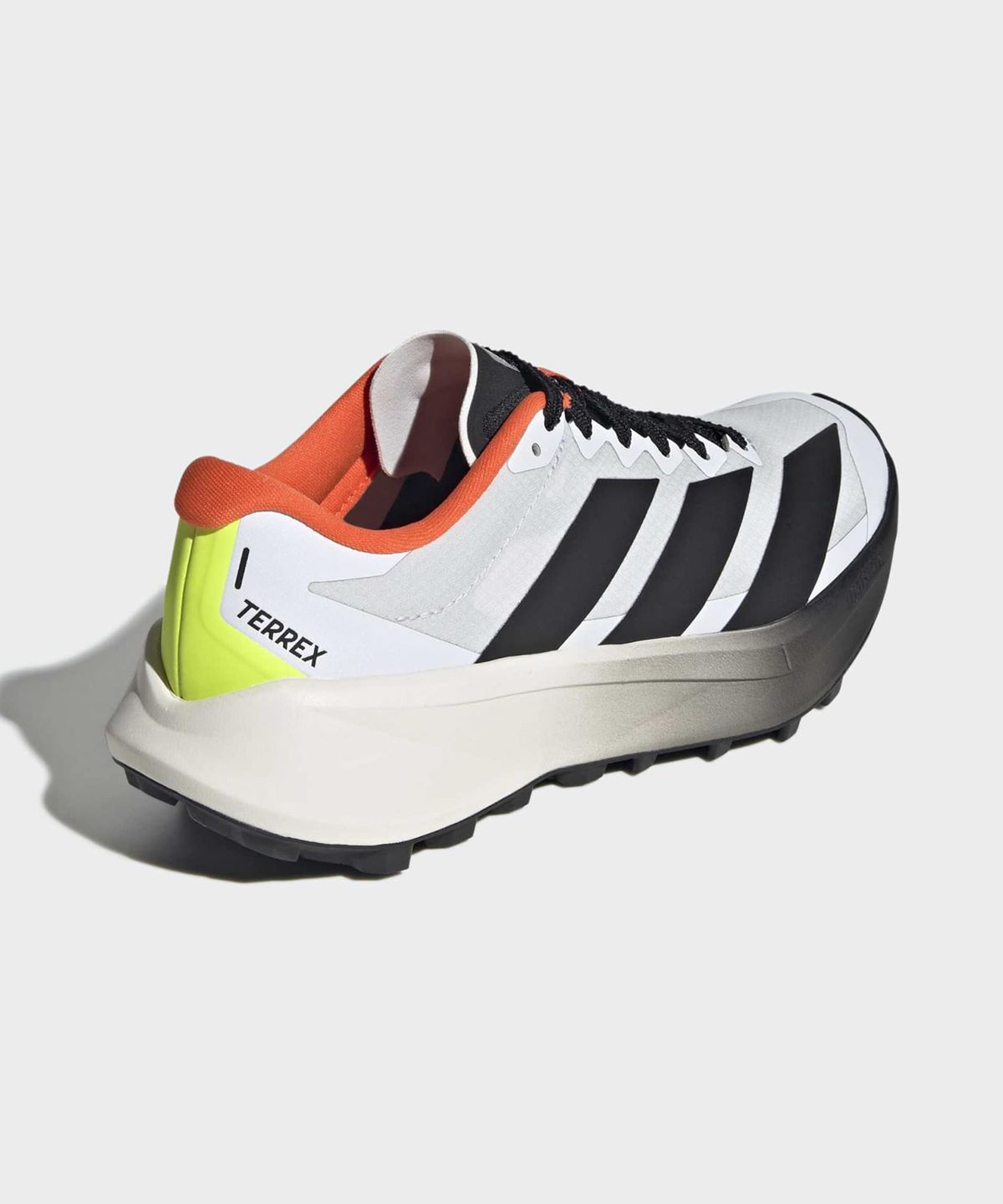 아디다스(ADIDAS) 테렉스 아그라빅 4 W - 화이트:블랙 / KK1136