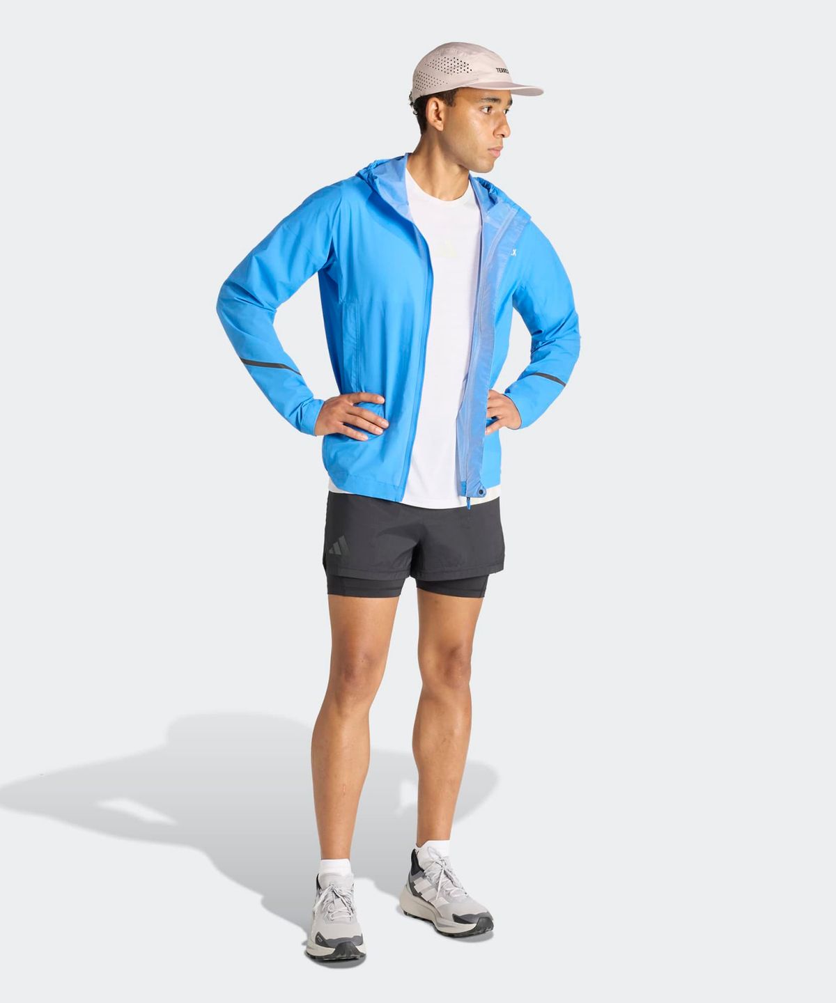 아디다스(ADIDAS) 테렉스 엑스페리어 2.5 레이어드 라이트 클라이마프루프 재킷 - 블루 / JY8696