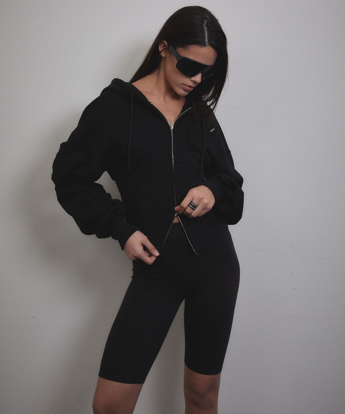 분트(VOONT) Jenny Corset Hood Zip-up (BLACK)