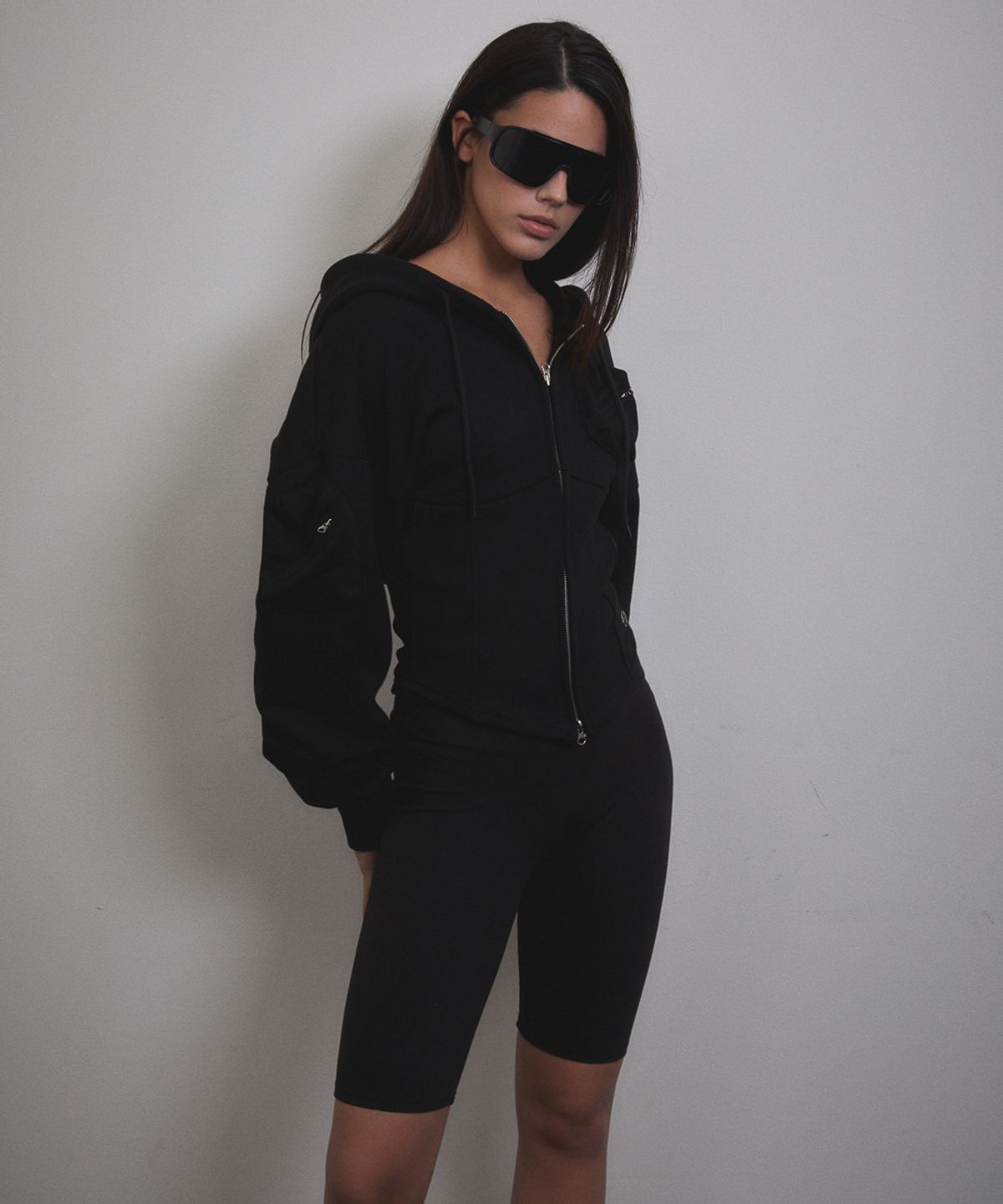 분트(VOONT) Jenny Corset Hood Zip-up (BLACK)