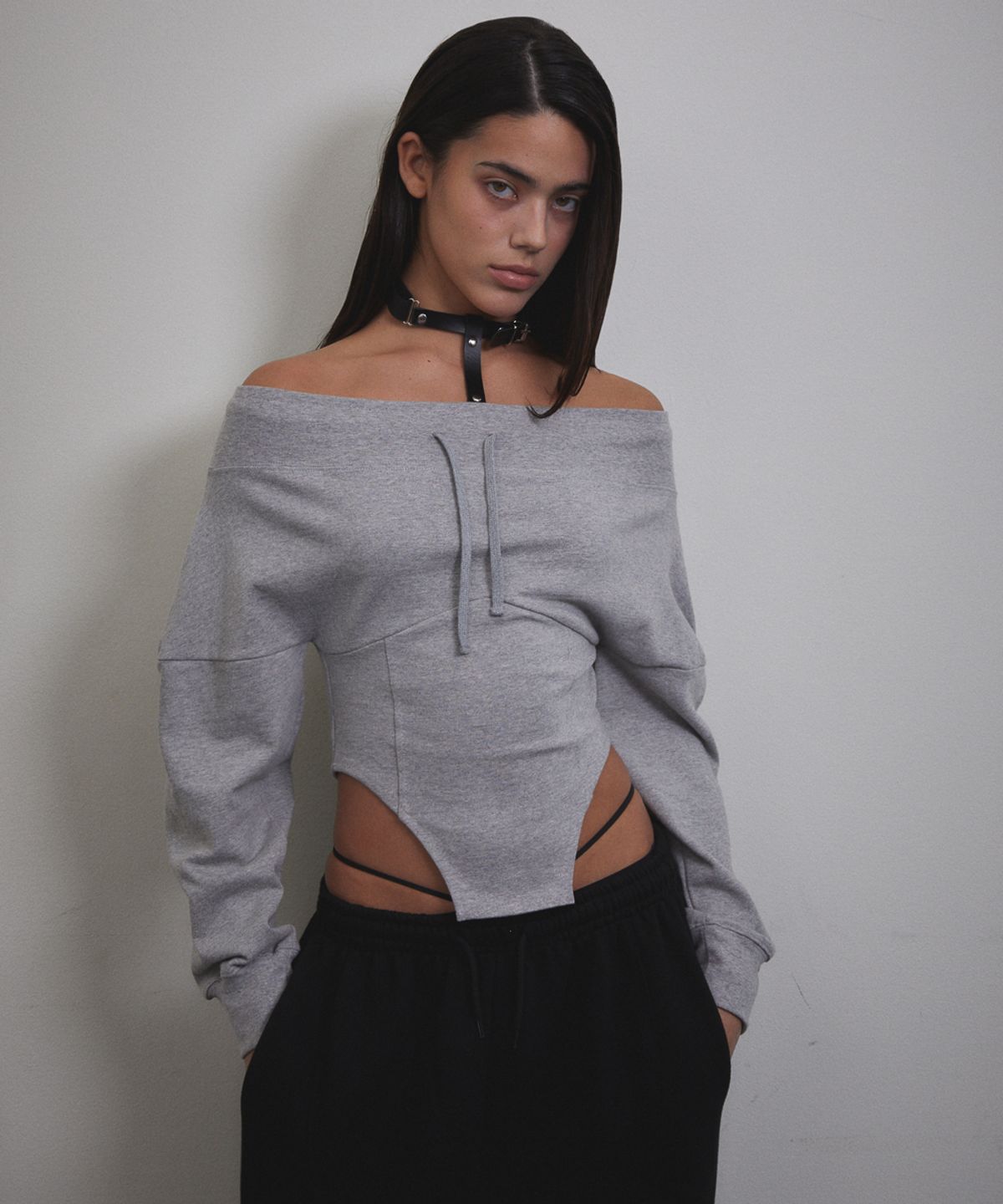 분트(VOONT) Corset Off Shoulder Sweatshirt (GRAY)