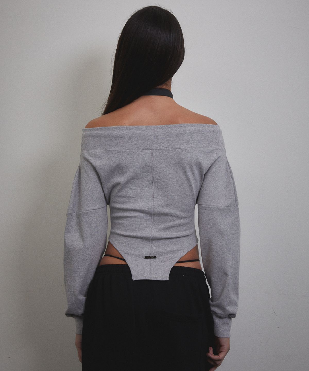 분트(VOONT) Corset Off Shoulder Sweatshirt (GRAY)