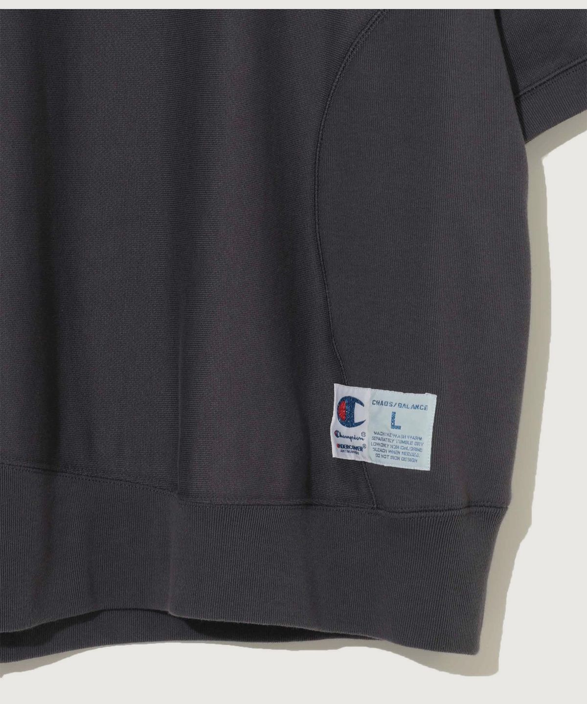 챔피온(CHAMPION) 챔피온 X 언더커버 리버스위브 스웨트 티셔츠 Grayish Purple
