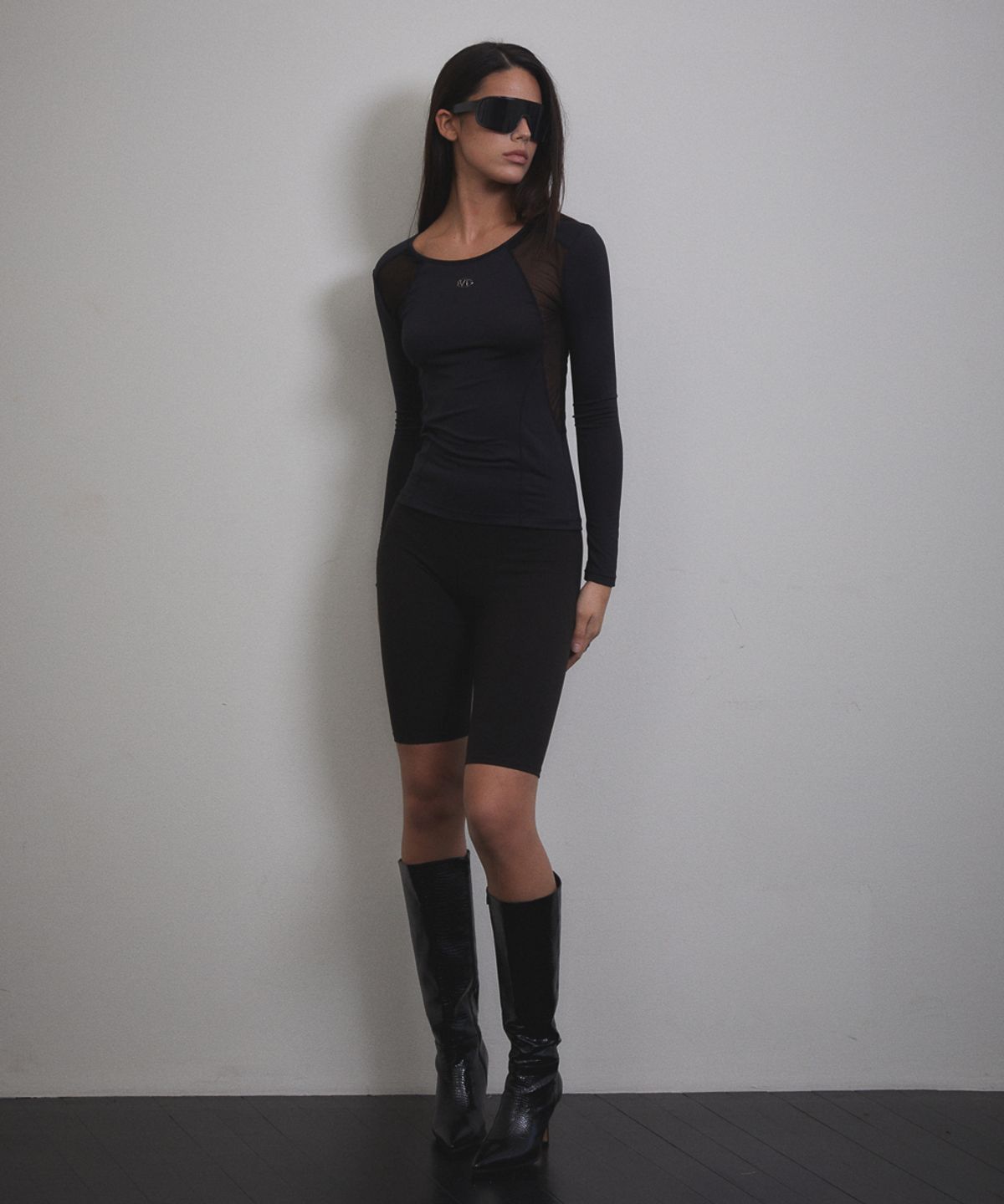 분트(VOONT) See-through Stitch Long Sleeve (BLACK)