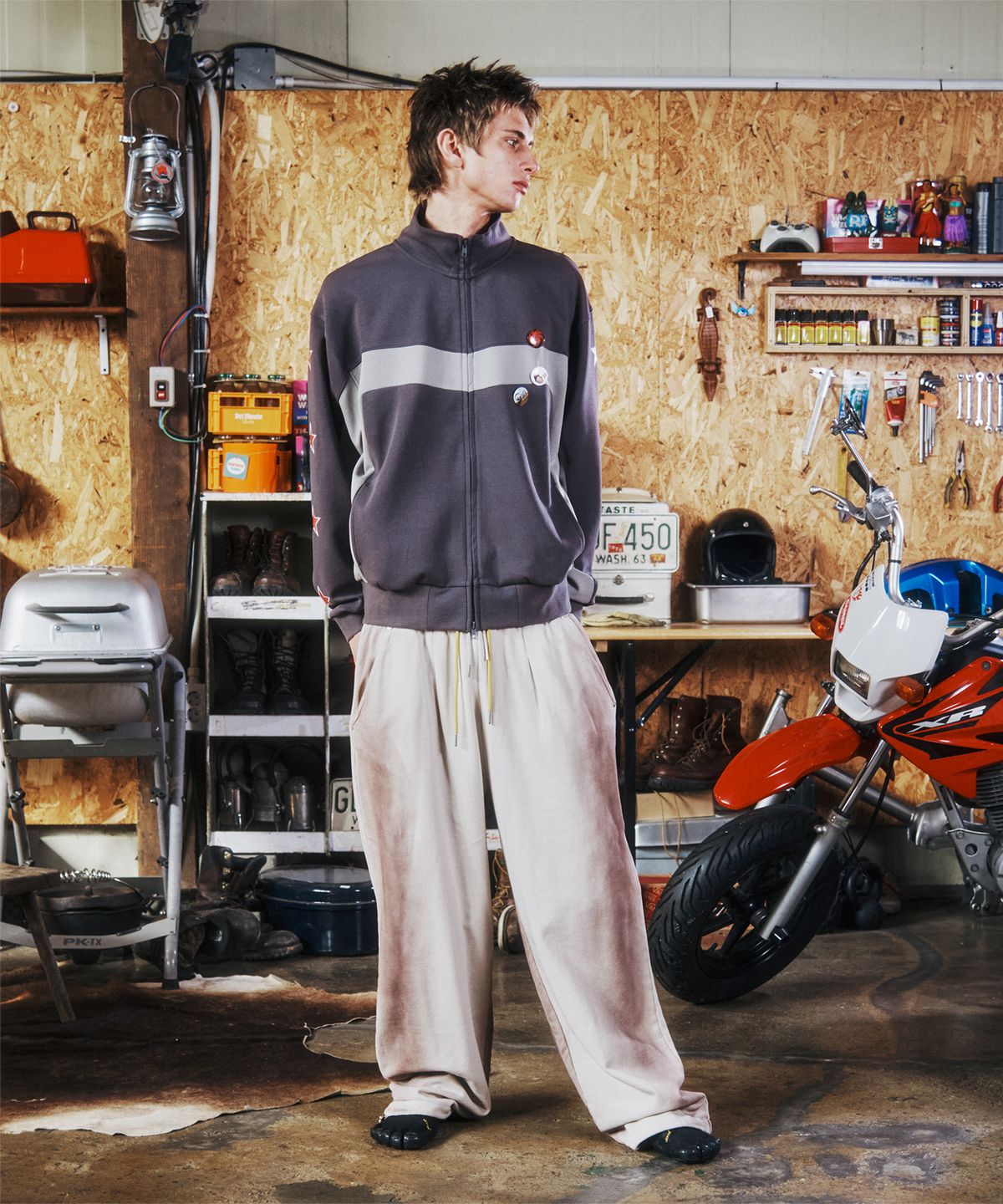 더바이닐하우스(THEVINYLHOUSE) DYED SWEAT PANTS BEIGE