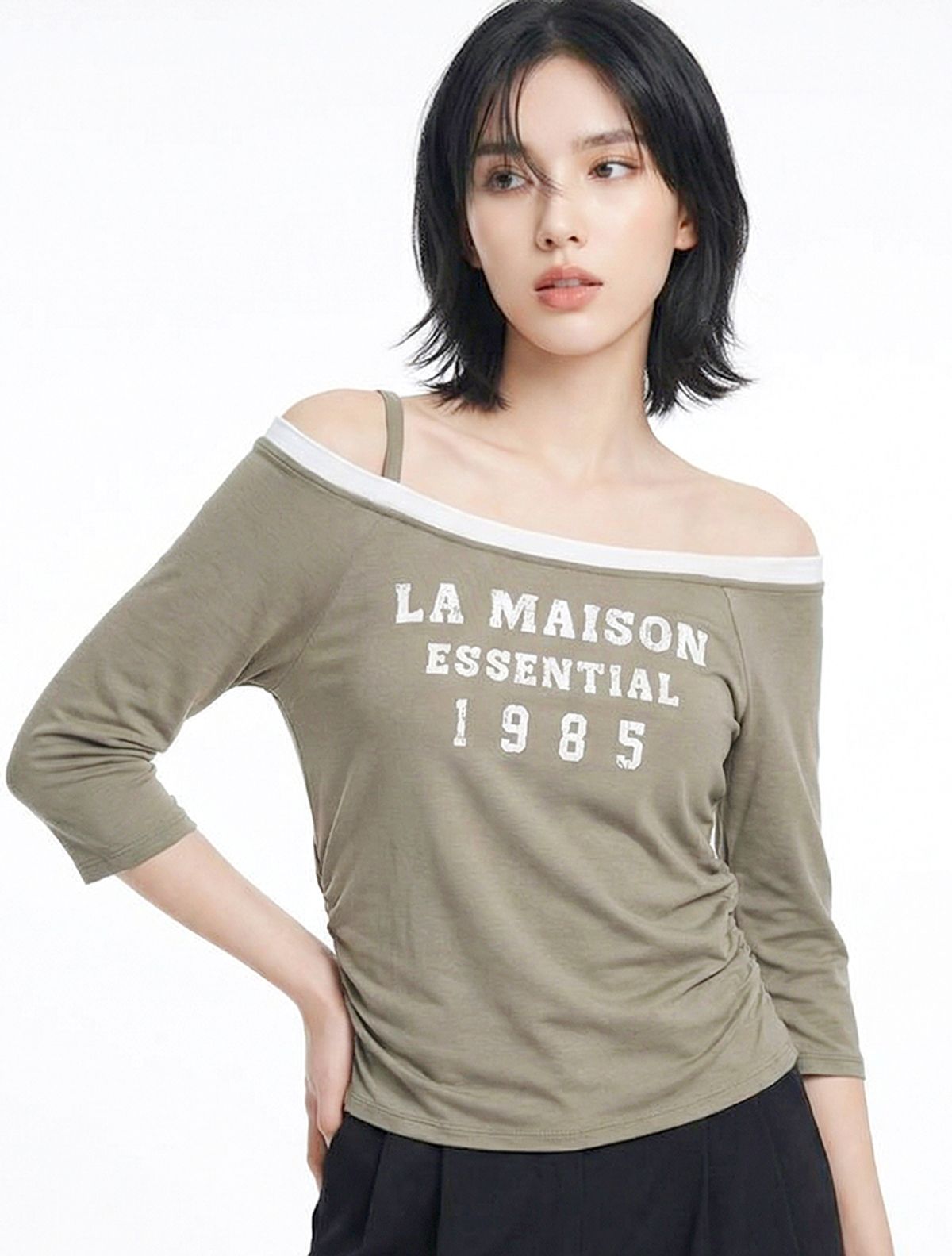 라 메종 스튜디오(LA MAISON STUDIO) LA MAISON ESSENTIAL LAYERED HALF SHOULDER BEIGE(FCG1TS851W)