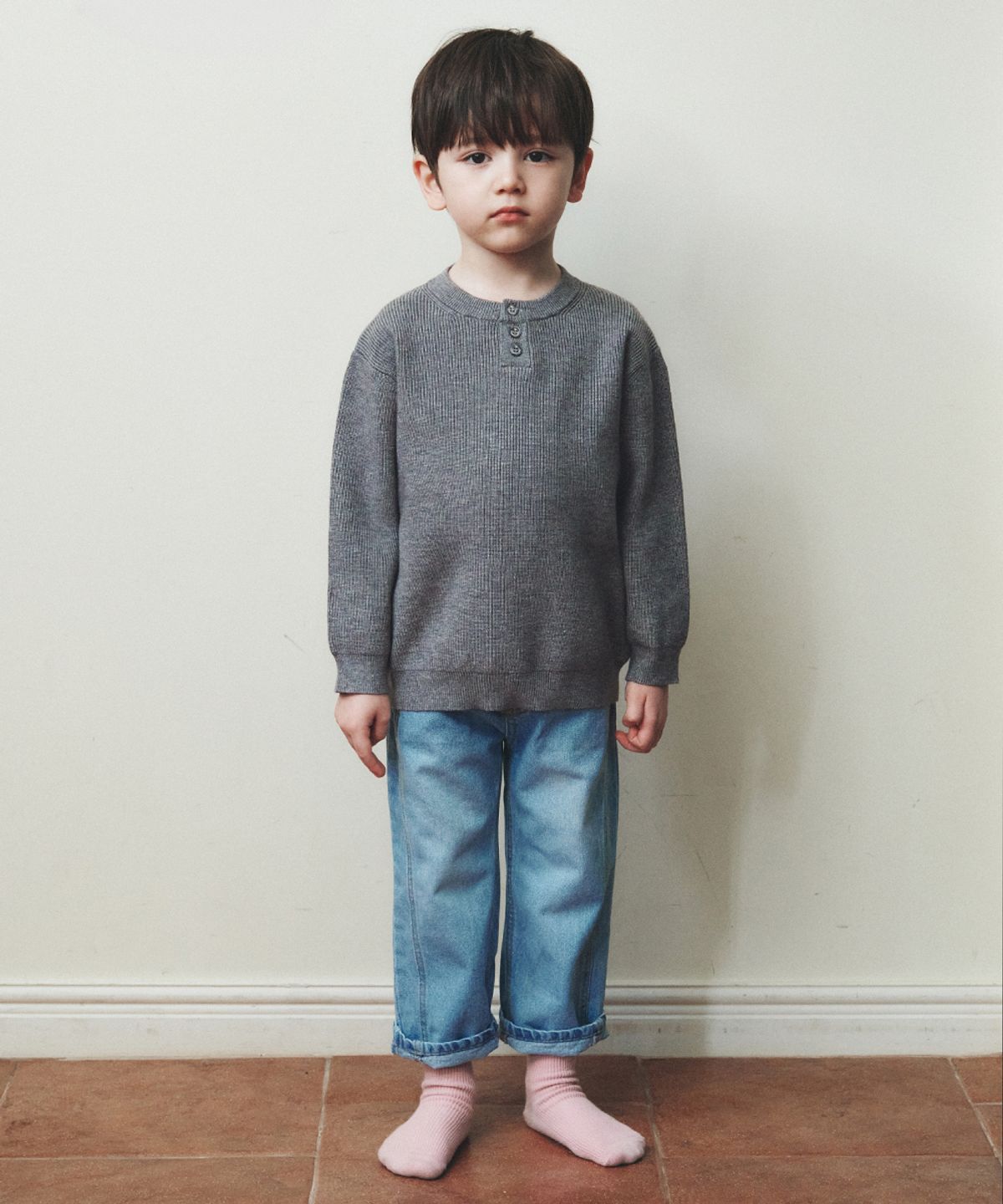 웬즈데이오아시스 키즈(WEDNESDAYOASIS KIDS) [Kids]올웨이즈 워셔블 헨리넥 니트_GRAY(WC26KN37)