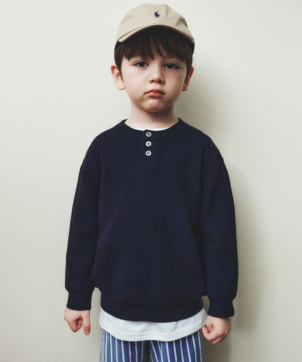 웬즈데이오아시스 키즈(WEDNESDAYOASIS KIDS) [Kids]올웨이즈 워셔블 헨리넥 니트_NAVY(WC26KN37)