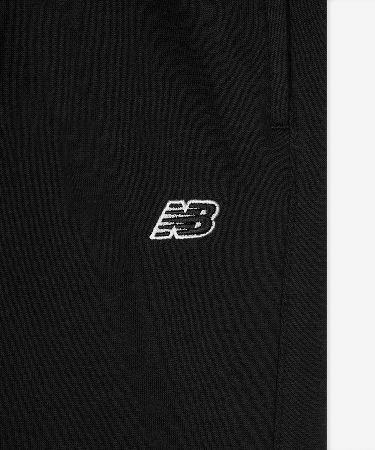 뉴발란스(NEW BALANCE) NBMLG21413/ UNI 에센셜 썸머 경량 와이드 팬츠 (BLACK)