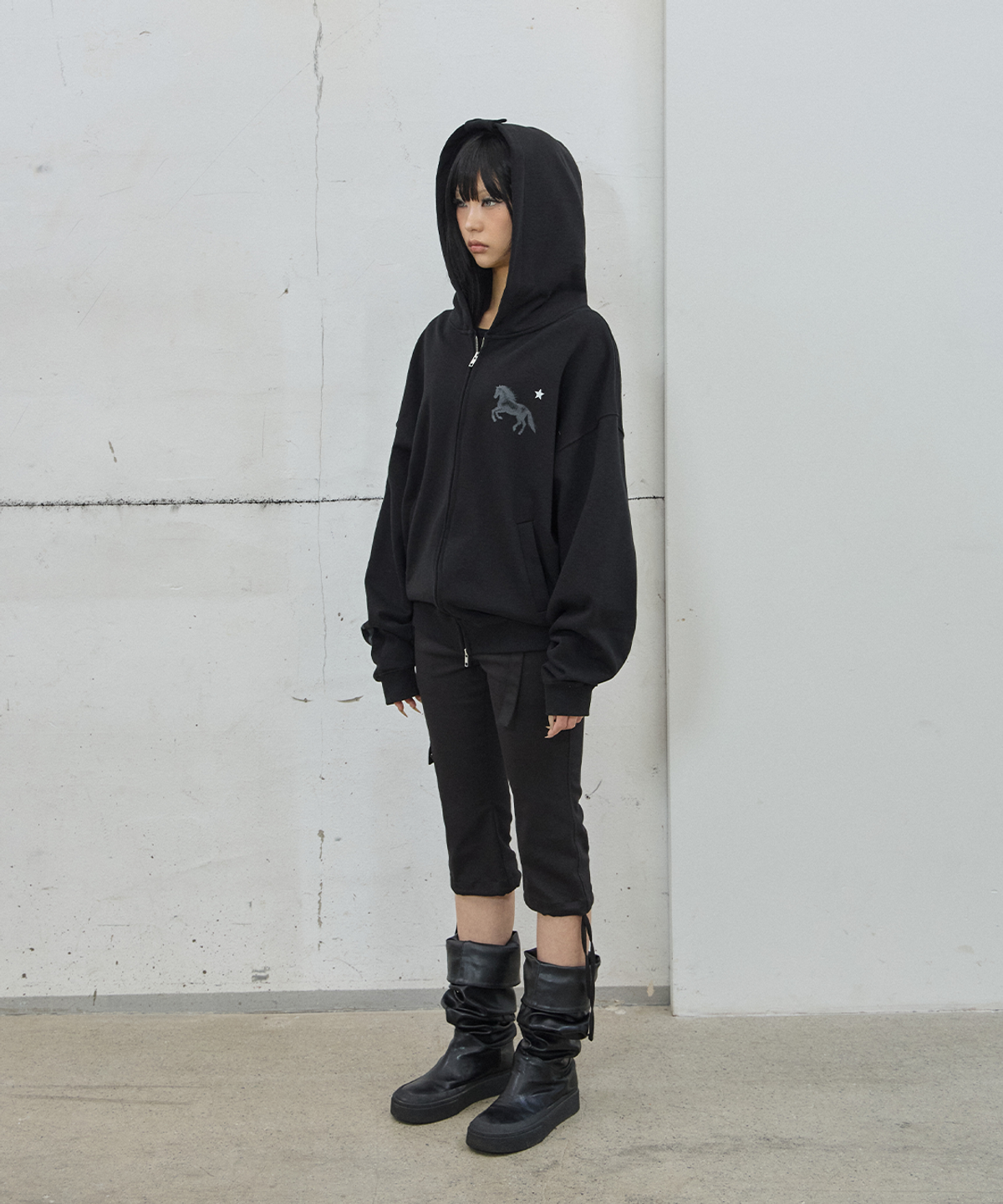 사일프레이(41PRAY) Midnight Horse Zip-up Hoodie /  Black