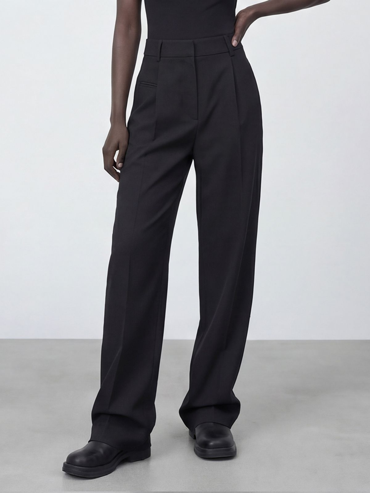 아쿠드(ACUD) Soft Flow Slacks _Black
