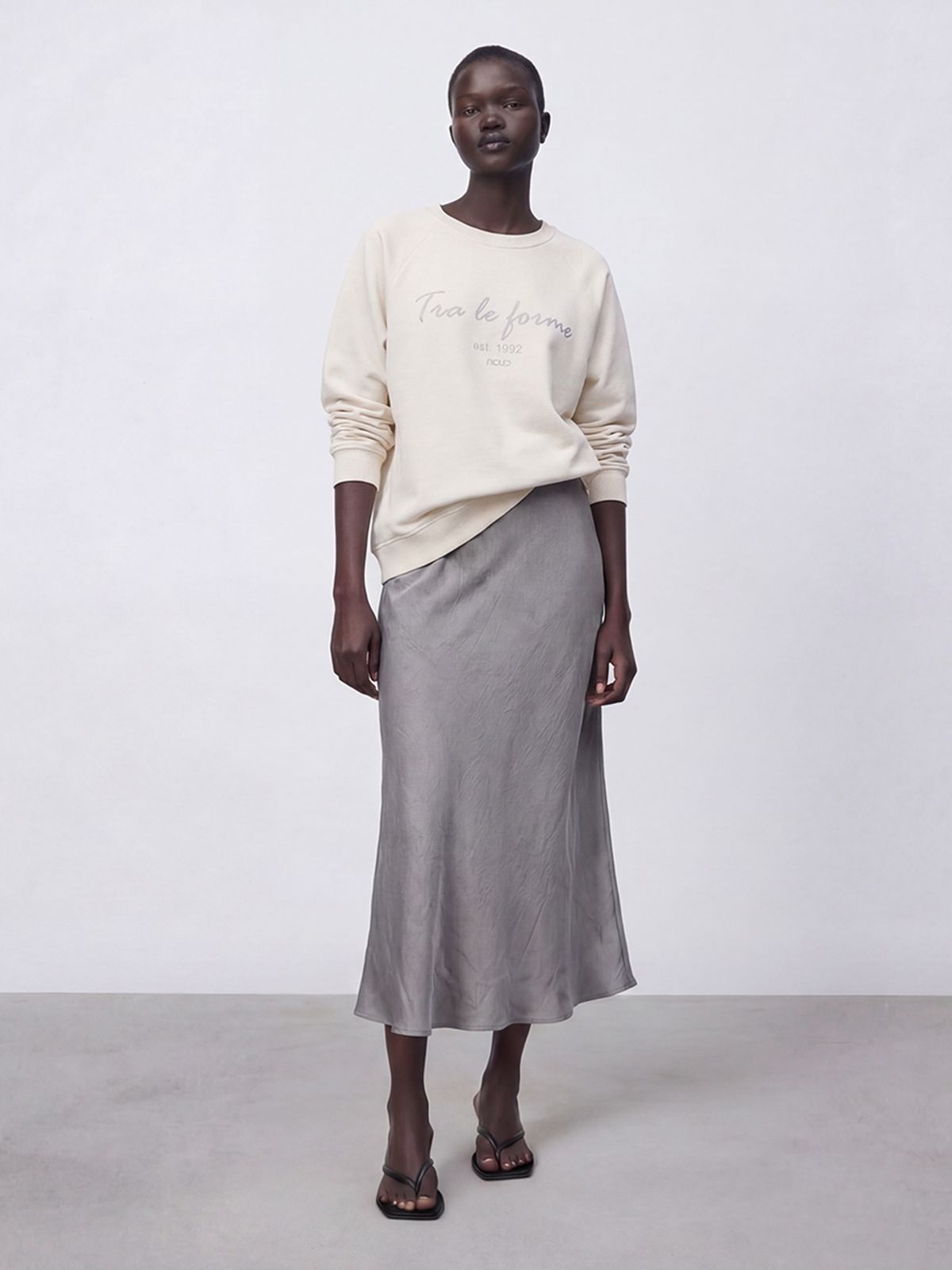 아쿠드(ACUD) Satin A-line Skirt _S.Blue