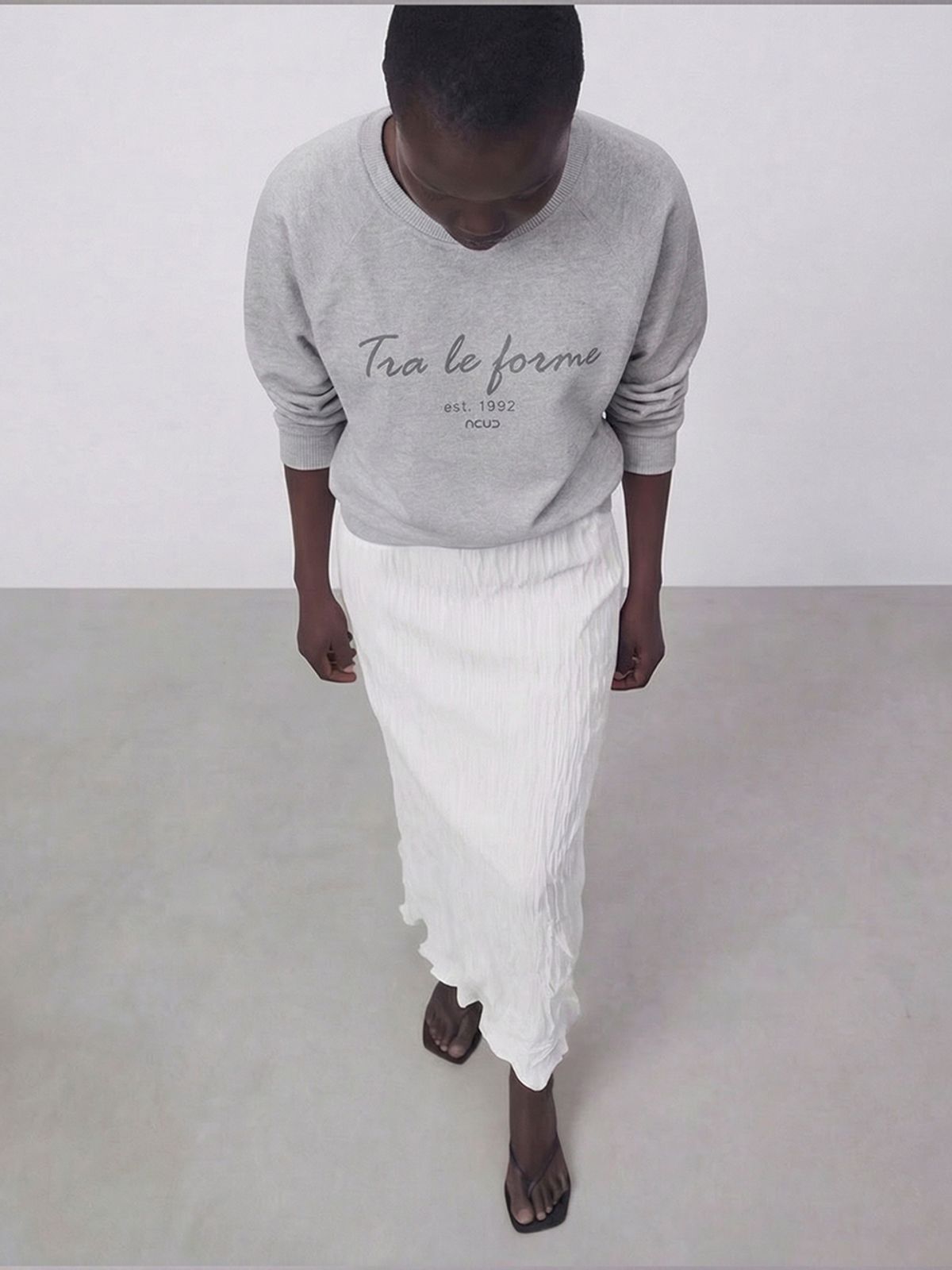 아쿠드(ACUD) Forme Sweatshirt _Grey