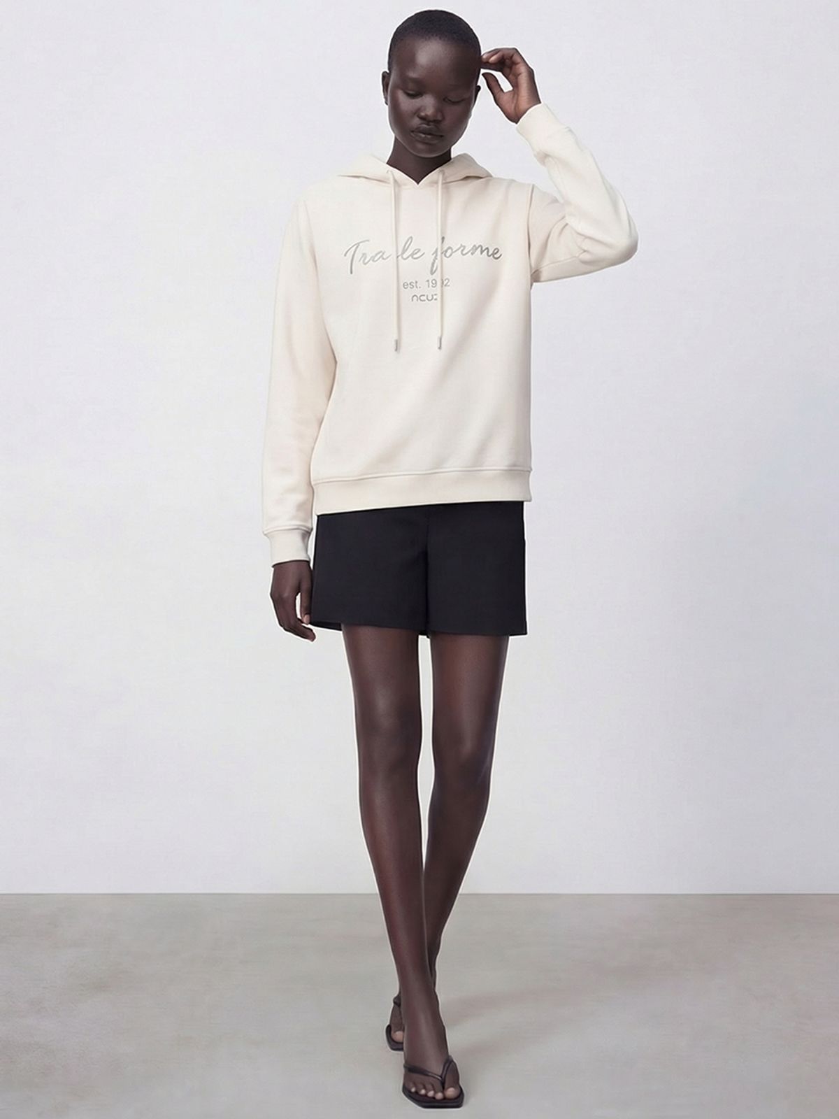 아쿠드(ACUD) Forme Hoodie Sweatshirt _Ivory