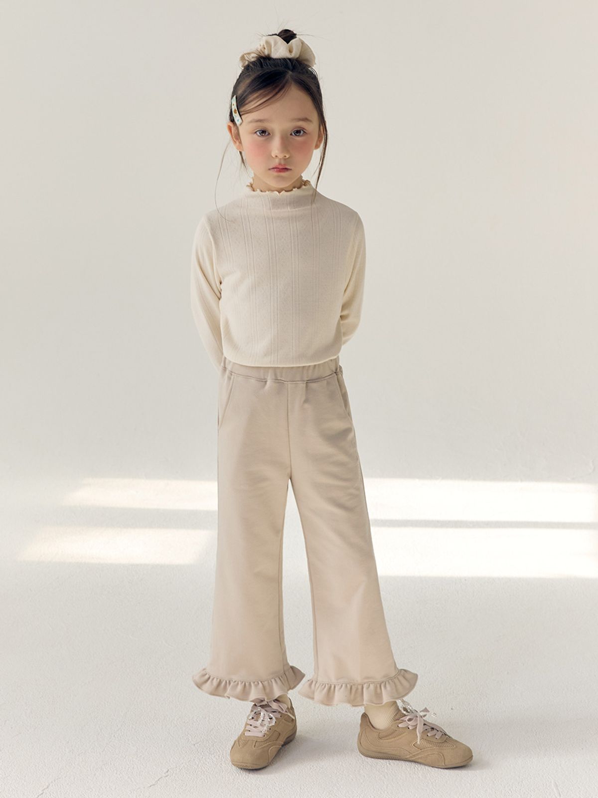 베베테일러(BEBETAILOR) 끌로에 프릴 팬츠
