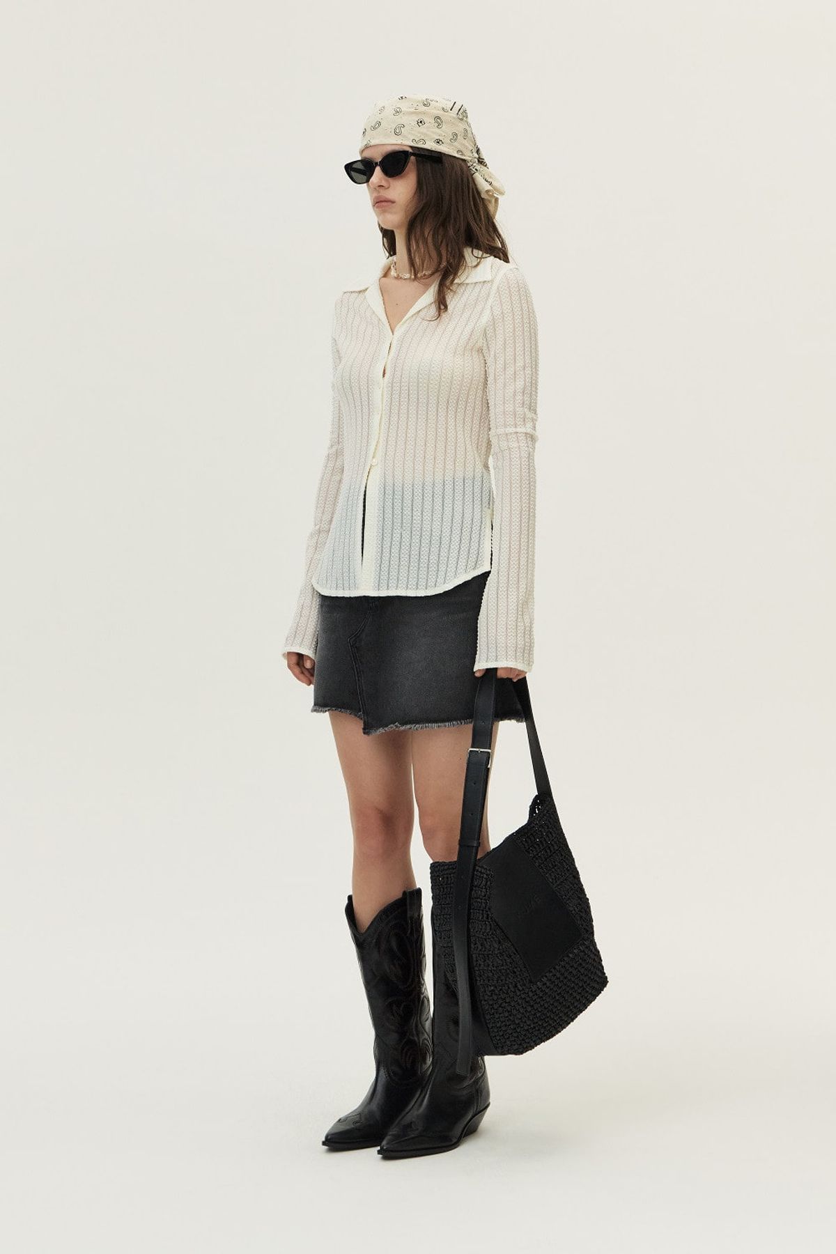 쿠메(KUMÉ) Lace Collared Long Sleeve Blouse, Ivory