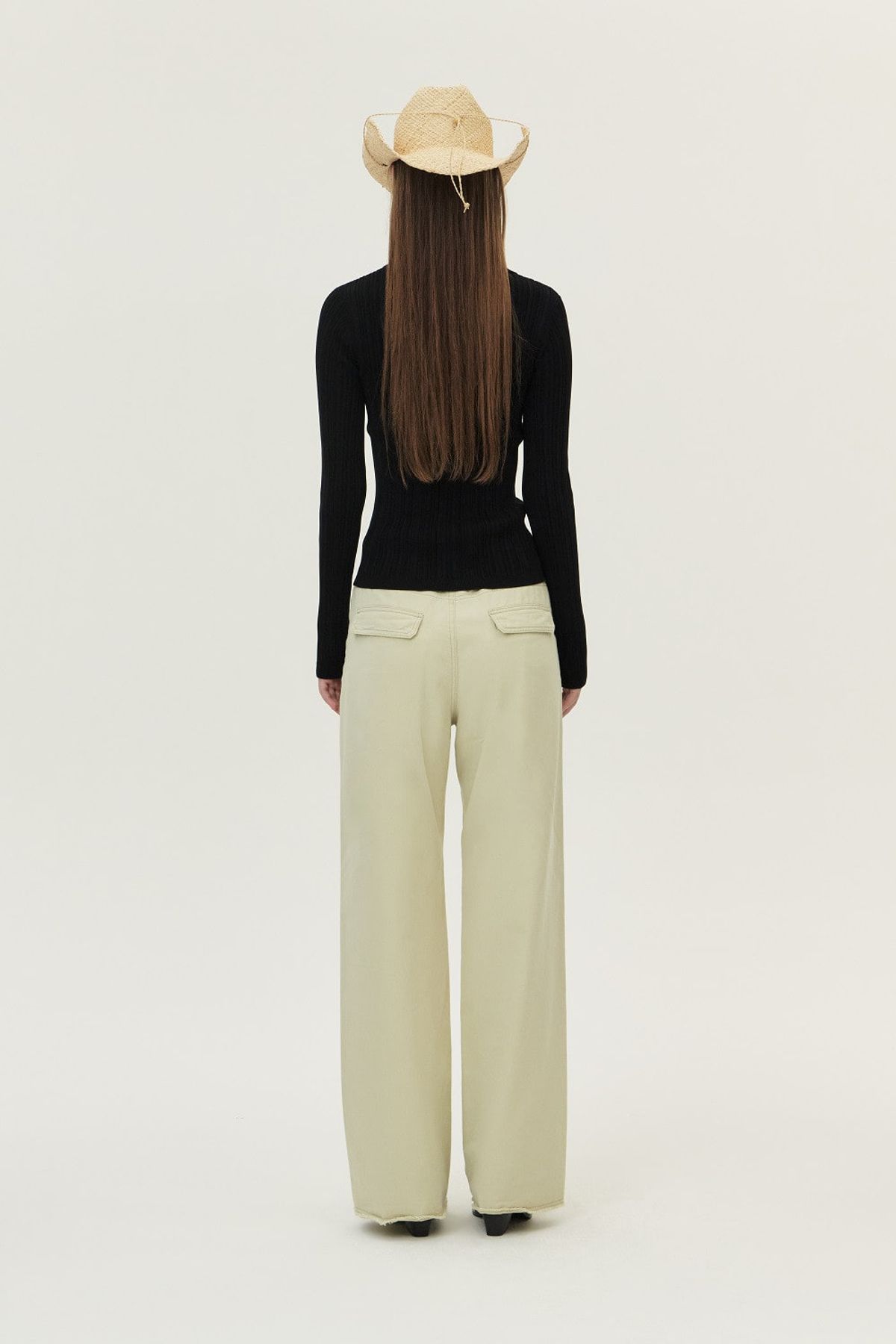 쿠메(KUMÉ) Ribbed Pleated Collared Cardigan, Black