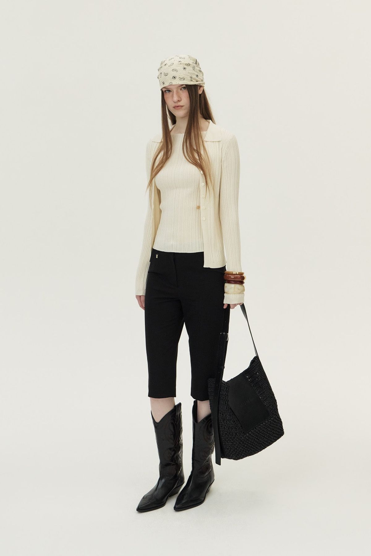 쿠메(KUMÉ) Ribbed Pleated Collared Cardigan, Ivory