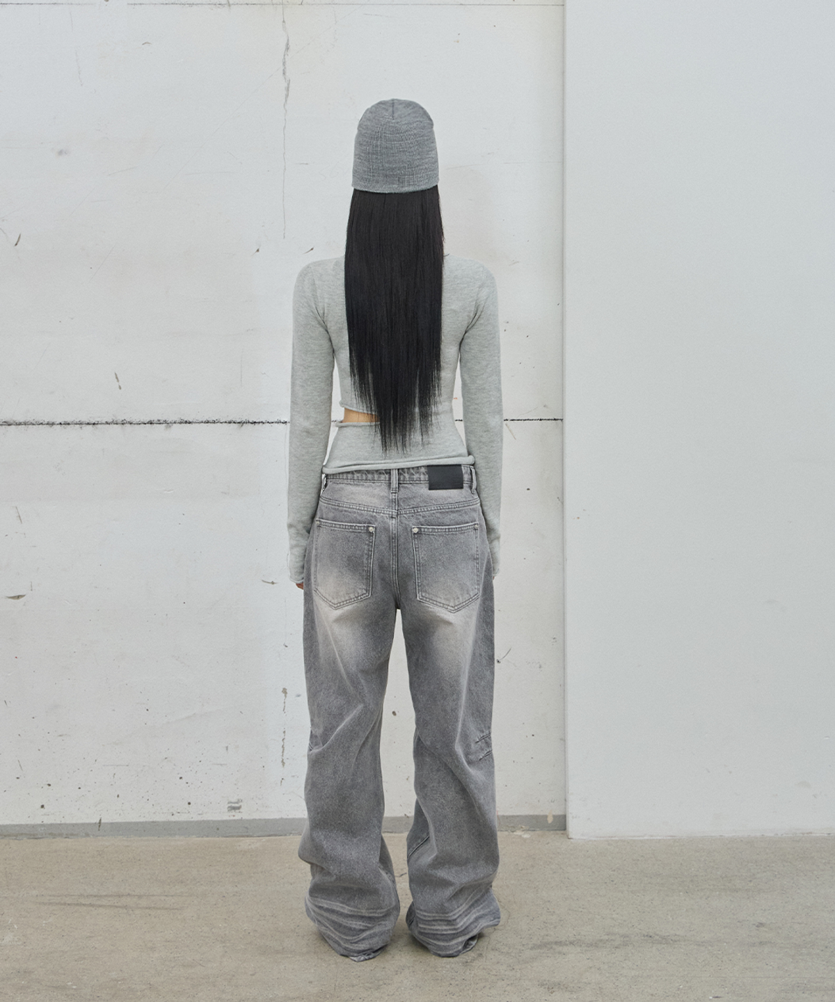 사일프레이(41PRAY) Slit Long Sleeve   Knit Top / Grey
