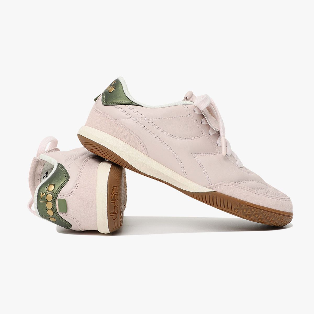 디아도라(diadora) 골드 인도어 메탈 우먼 PINK