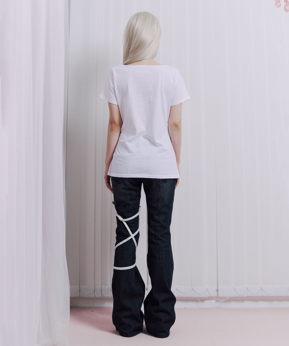 일리오(ILLIO) White Eyelet t-shirts