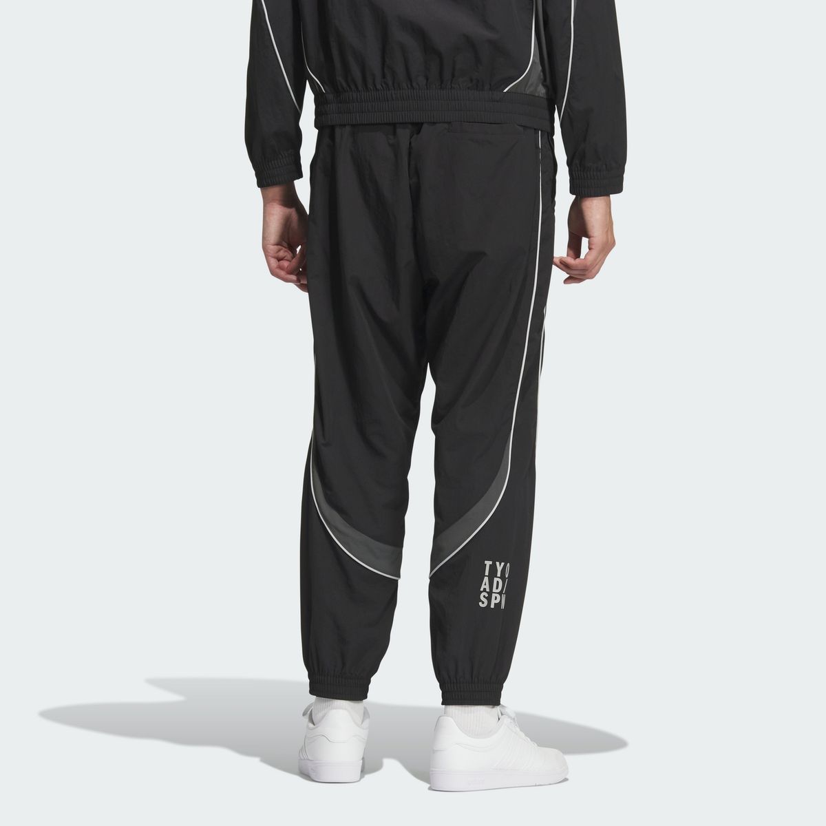 아디다스(ADIDAS) 브랜드 러브 루스 핏 라이트 우븐 풀 렝스 엘라스틱 커프 팬츠 KF1337