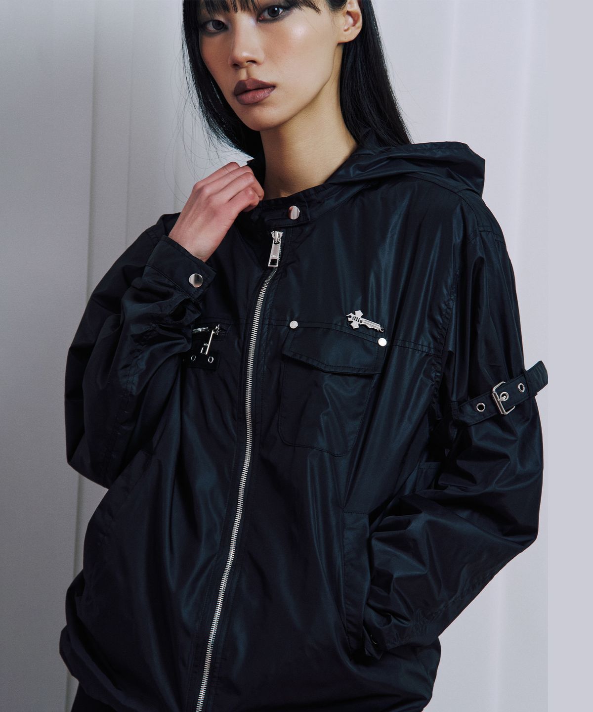 일리오(ILLIO) Black Biker windbreaker jacket -M-
