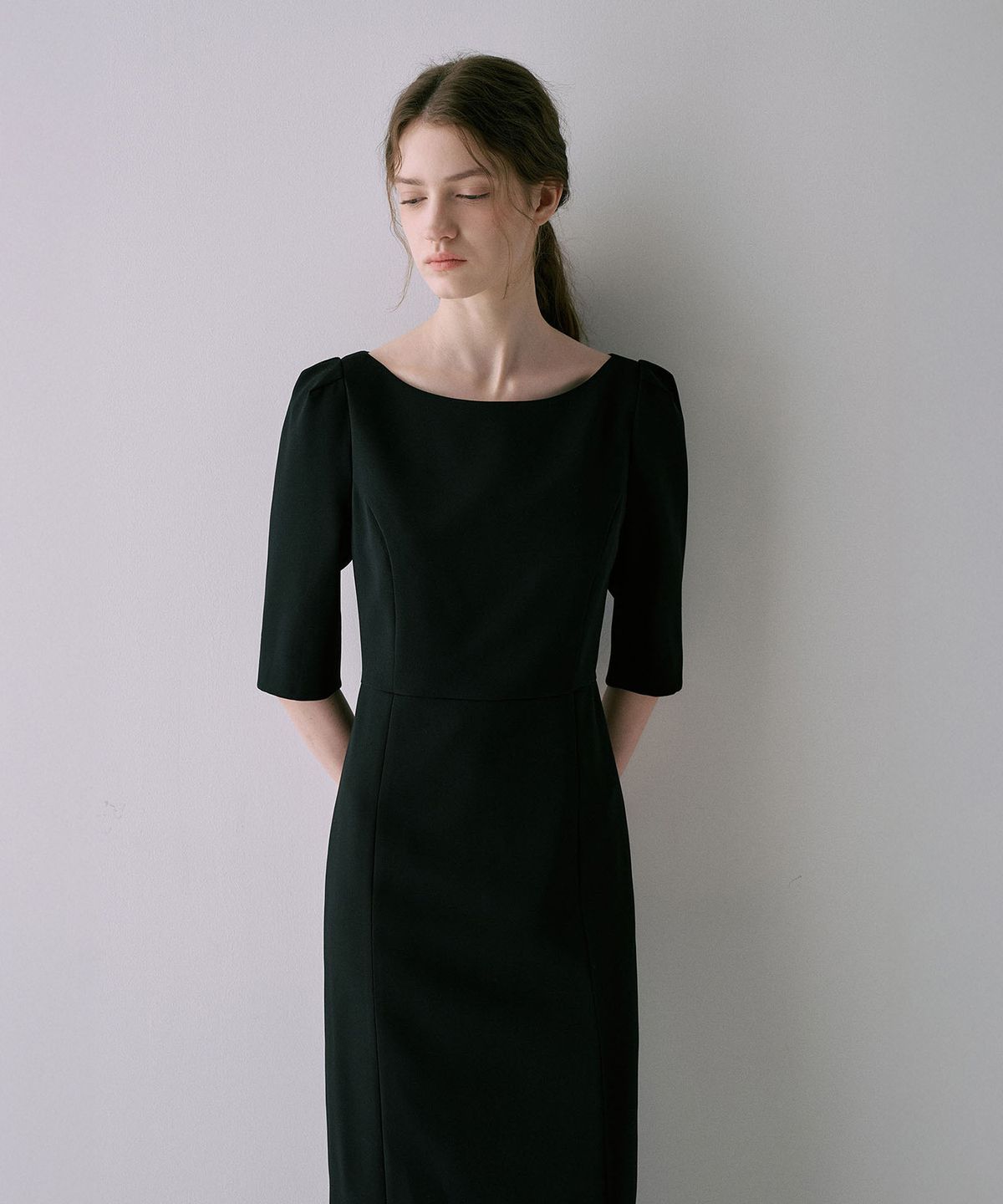 라메레이(LAMEREI) Classic Boat-Neck Dress[LMBFSPDR809]-Black