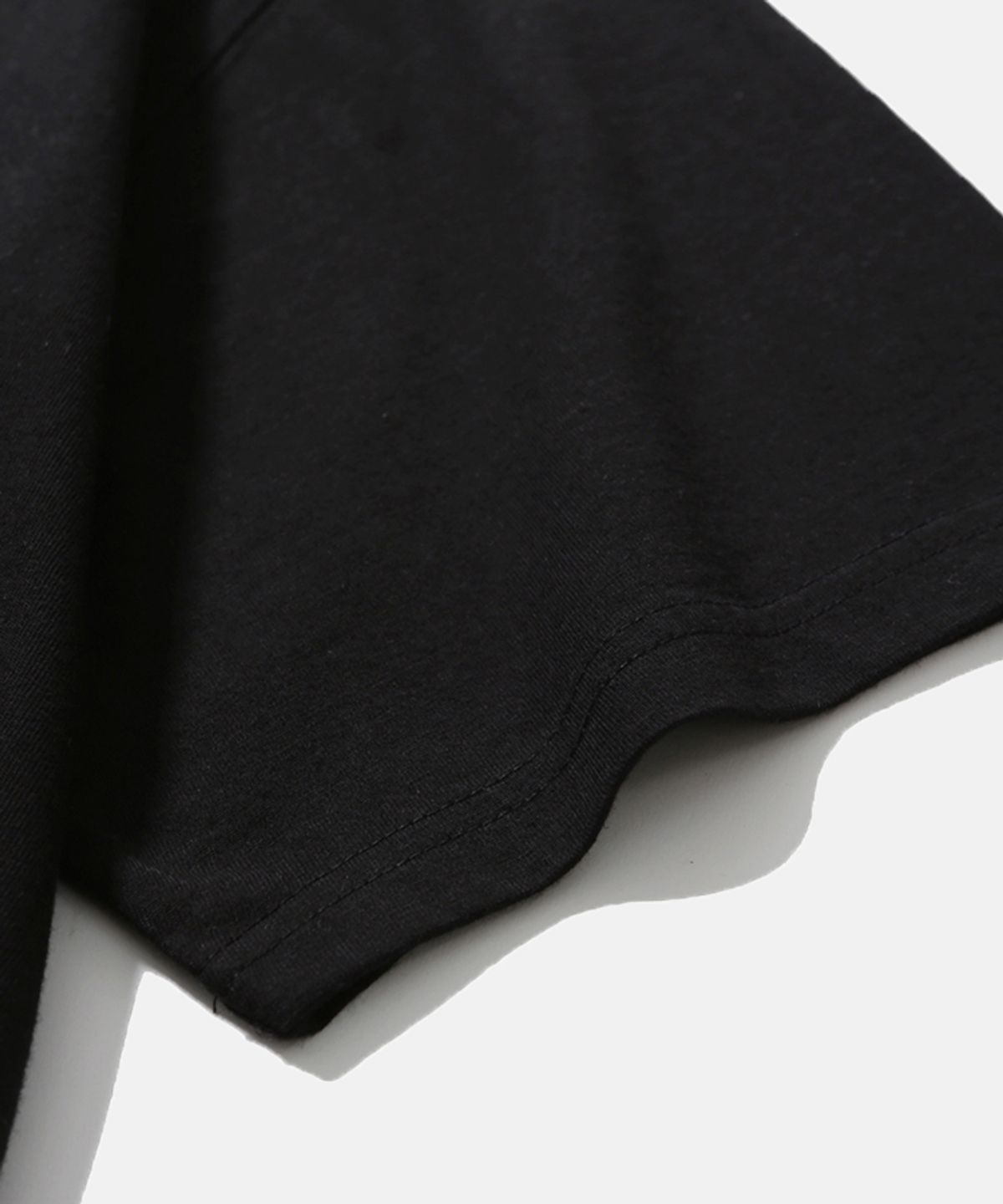모이프(MOIF) [SS26] CLASSIC MICKEY H/S TEE (M) / BLACK