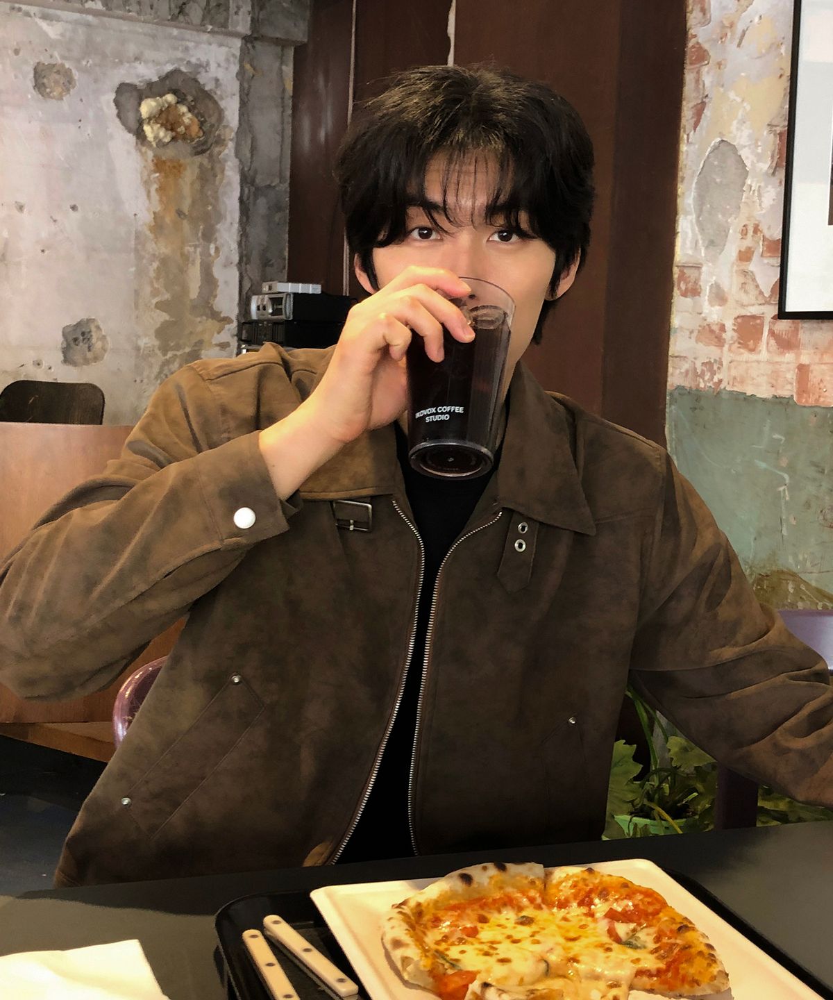 데이(THEY) 버클 스웨이드 레더 카라 자켓_BROWN