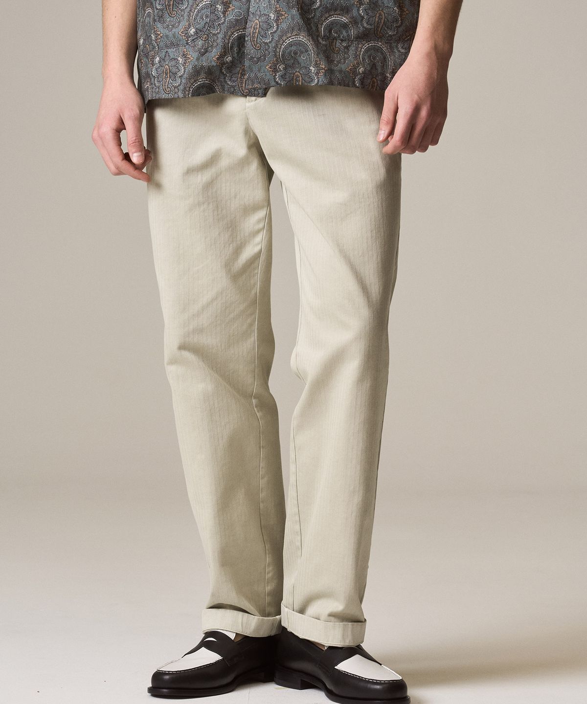 라이즈앤빌로우(RISE&BELOW) 가먼트다잉 265 HBT 치노팬츠 OLIVE GREY