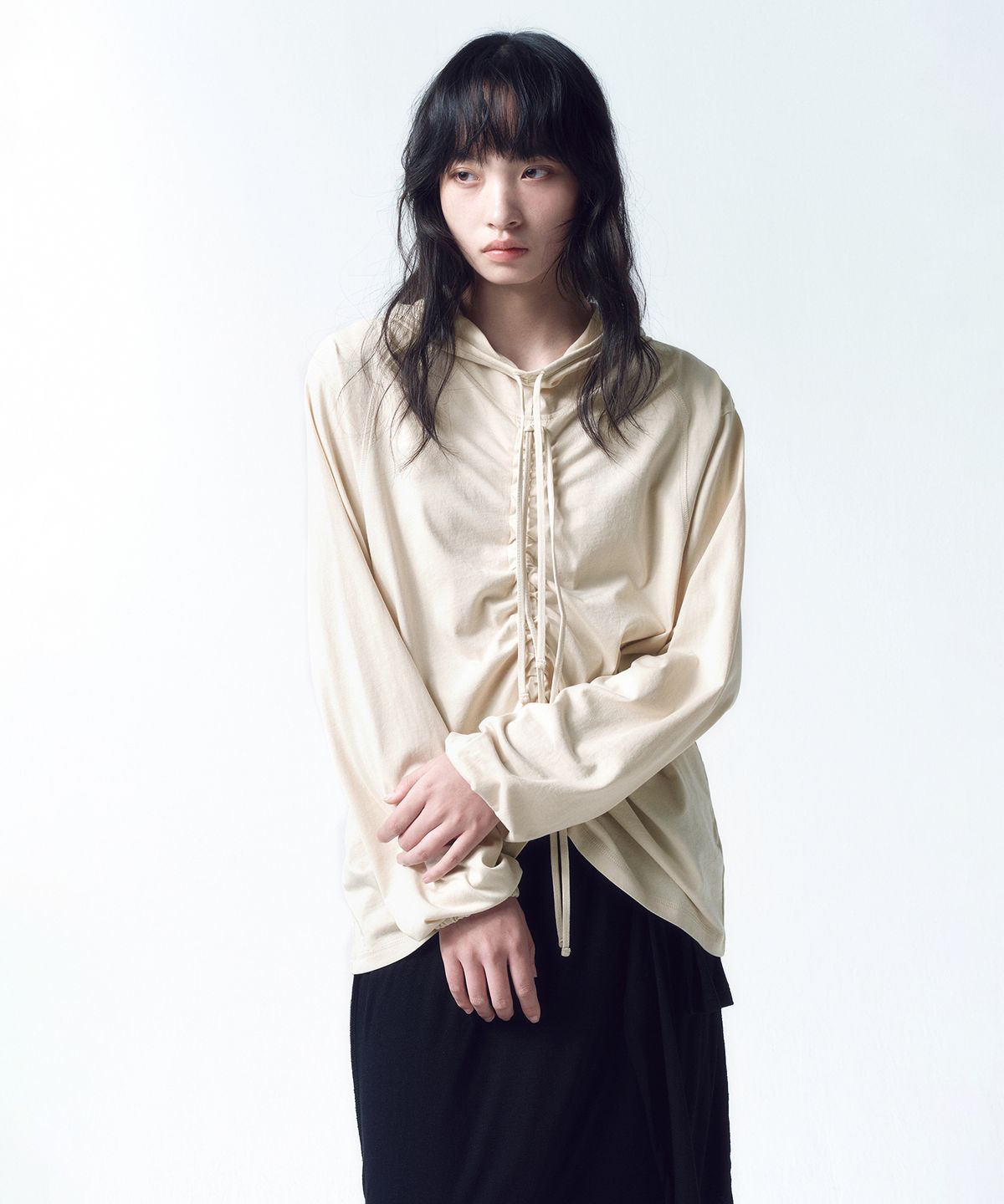 인사일런스 우먼(INSILENCE WOMEN) 스트링 후디 롱슬리브 BEIGE