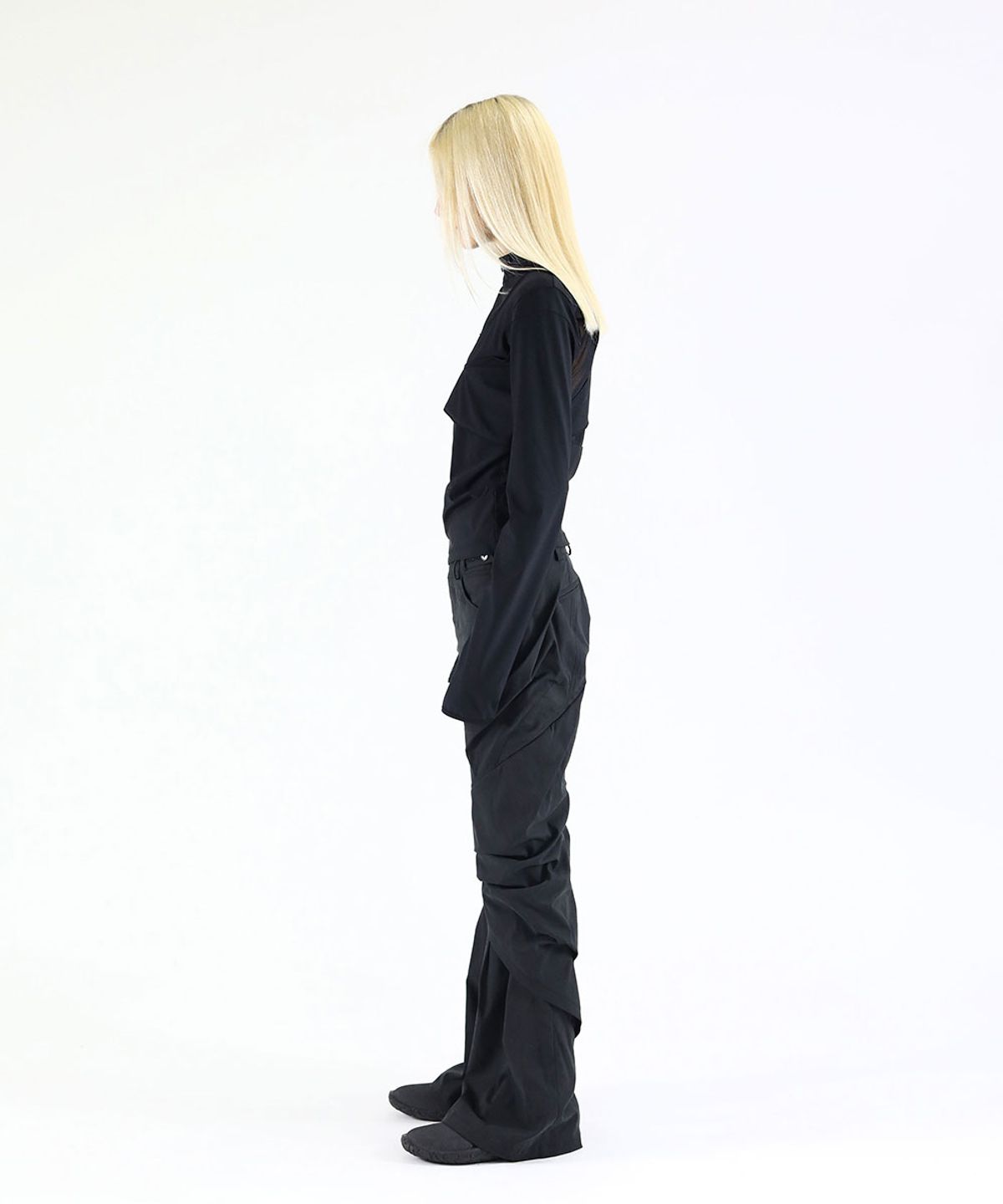 디프런티스(DIFFERENTIS) Low-rise Pants (BK)