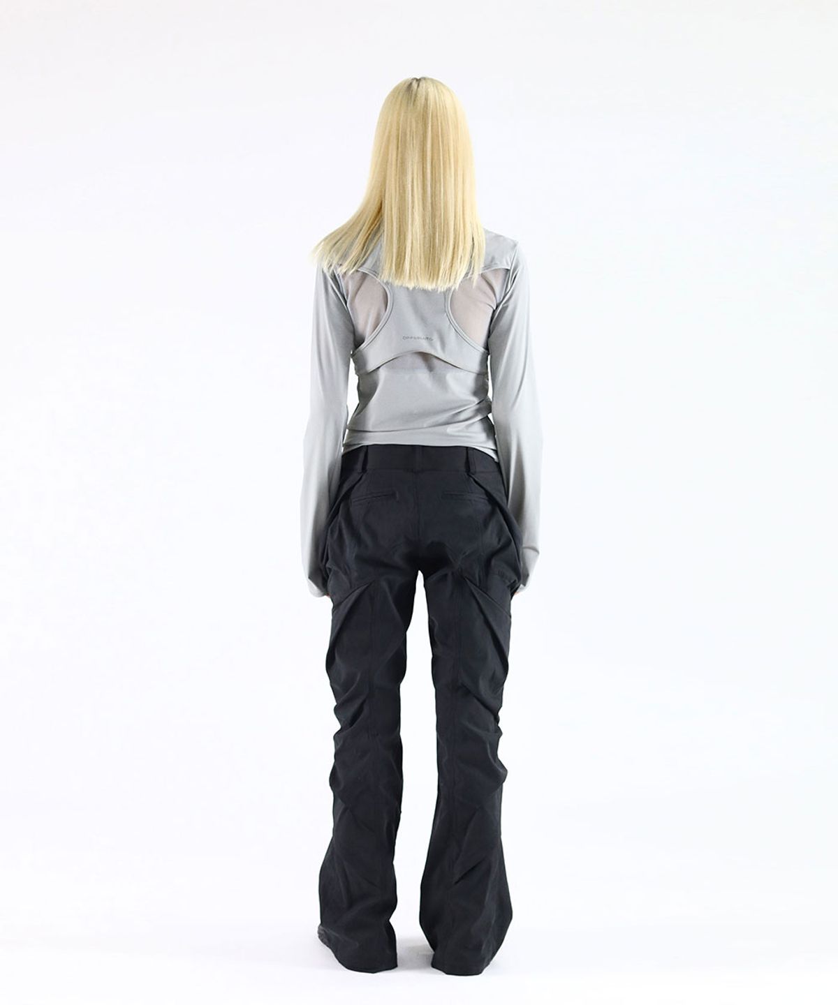 디프런티스(DIFFERENTIS) Low-rise Pants (BK)