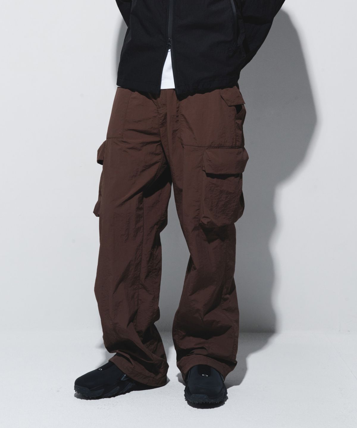 칼라파타르(KALAPATTHAR) UTILITY NYLON RIPSTOP SEMI-WIDE PANTS - BROWN