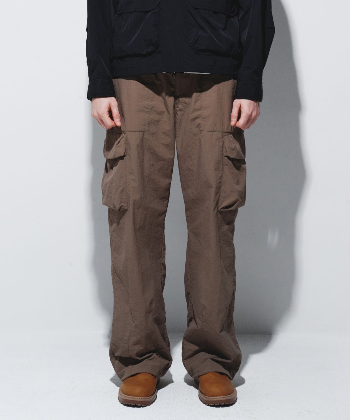 칼라파타르(KALAPATTHAR) UTILITY NYLON RIPSTOP SEMI-WIDE PANTS - BEIGE
