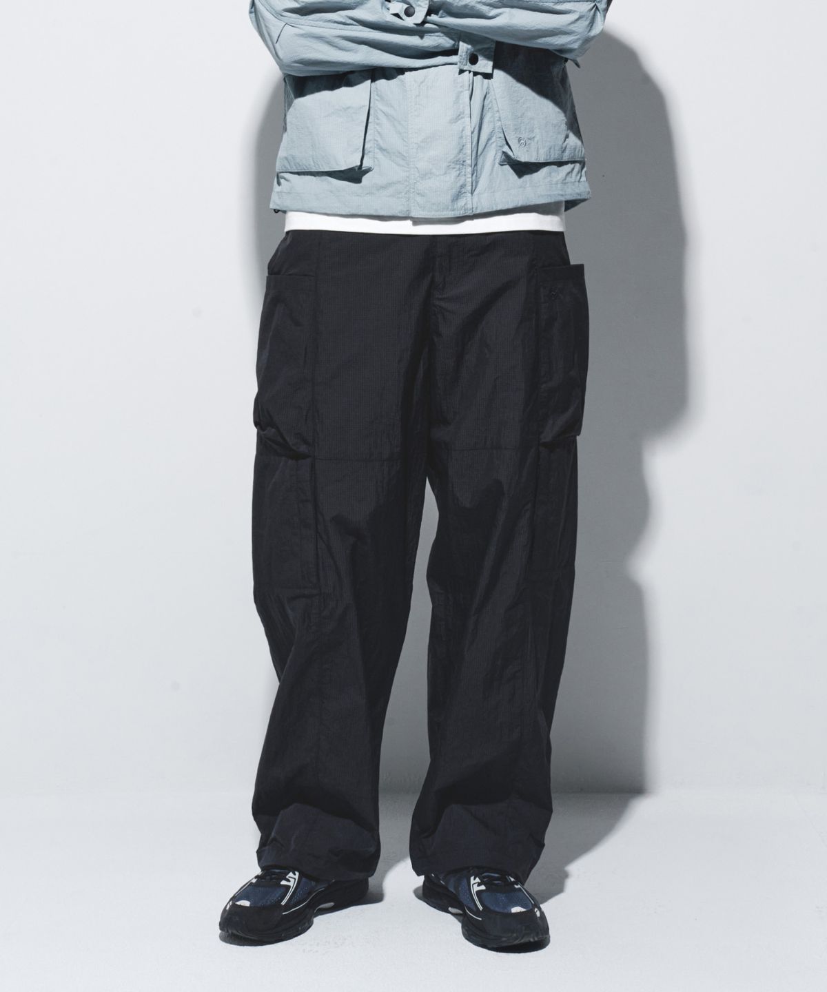 칼라파타르(KALAPATTHAR) EASY WIDE NYLON RIPSTOP PANTS - BLACK
