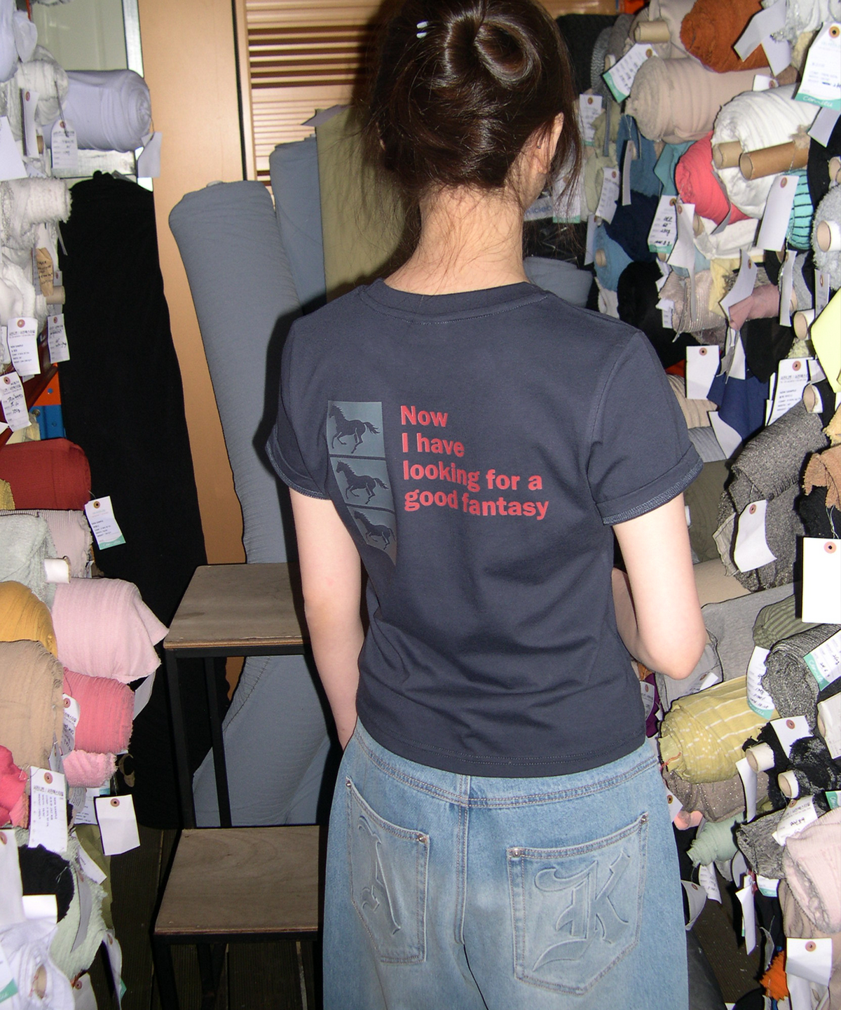 쏘비(SEW-B) post 세미크롭 반팔티 [네이비]