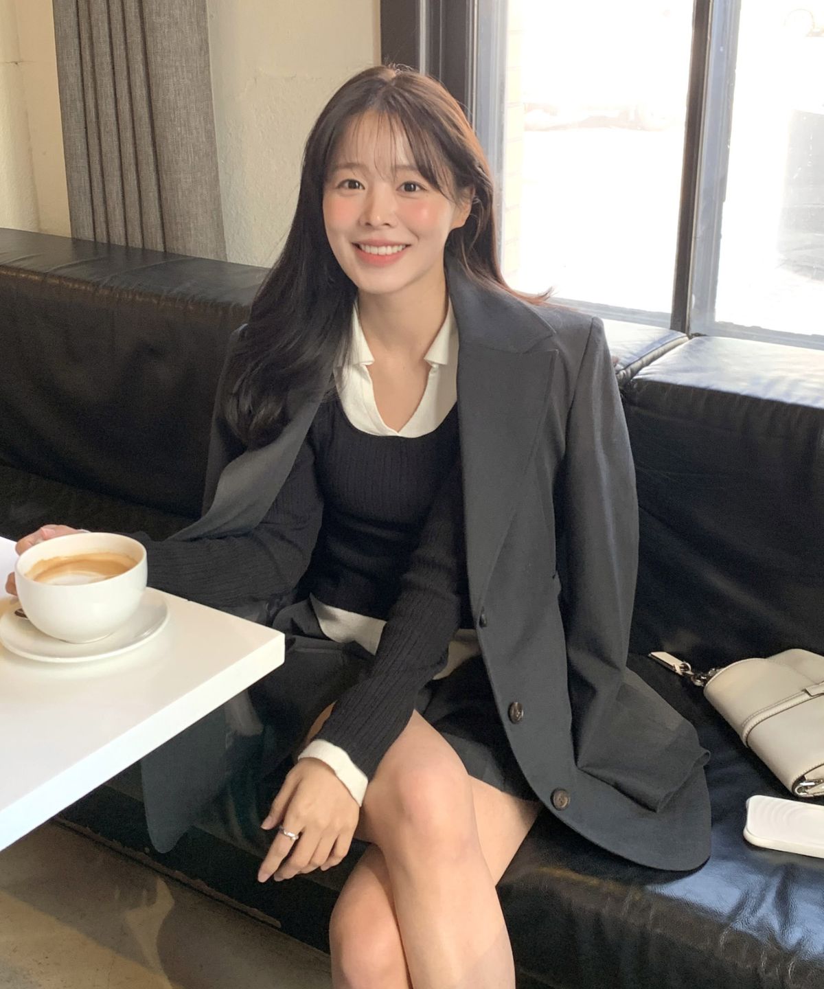 클루니(CLUNY) Minimal strap tailored jacket - beige