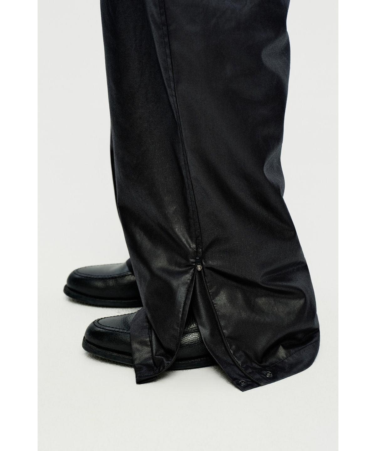 유스(YOUTH) Glow Utility Pants - Black