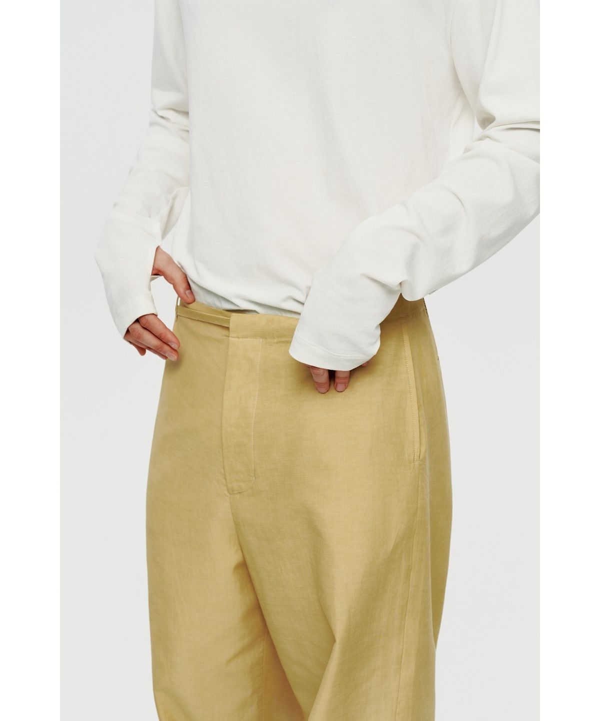 유스(YOUTH) Finger Hole L/S T-shirt - White