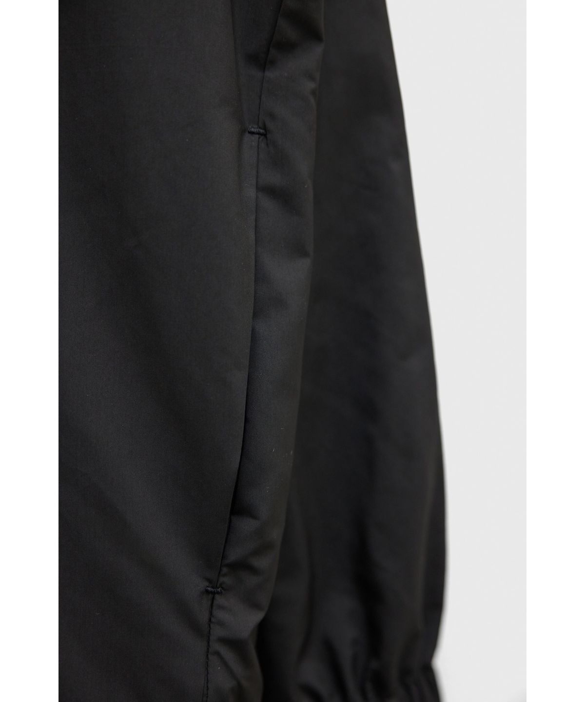 유스(YOUTH) Convertible Half Zip Anorak - Black