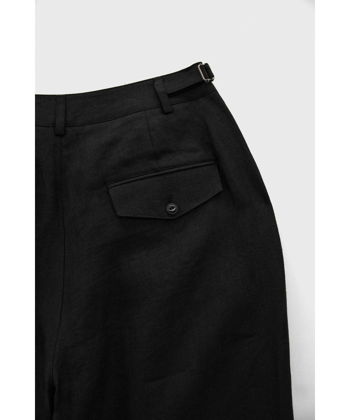 유스(YOUTH) Linen Tapered Trousers - Black