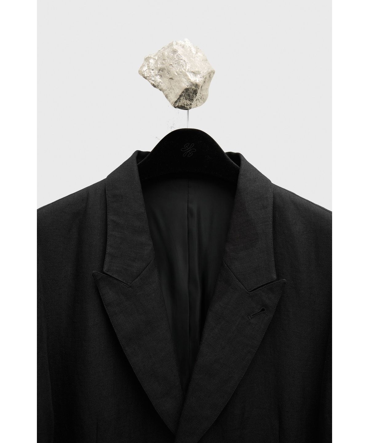 유스(YOUTH) Linen Tailored Jacket - Black