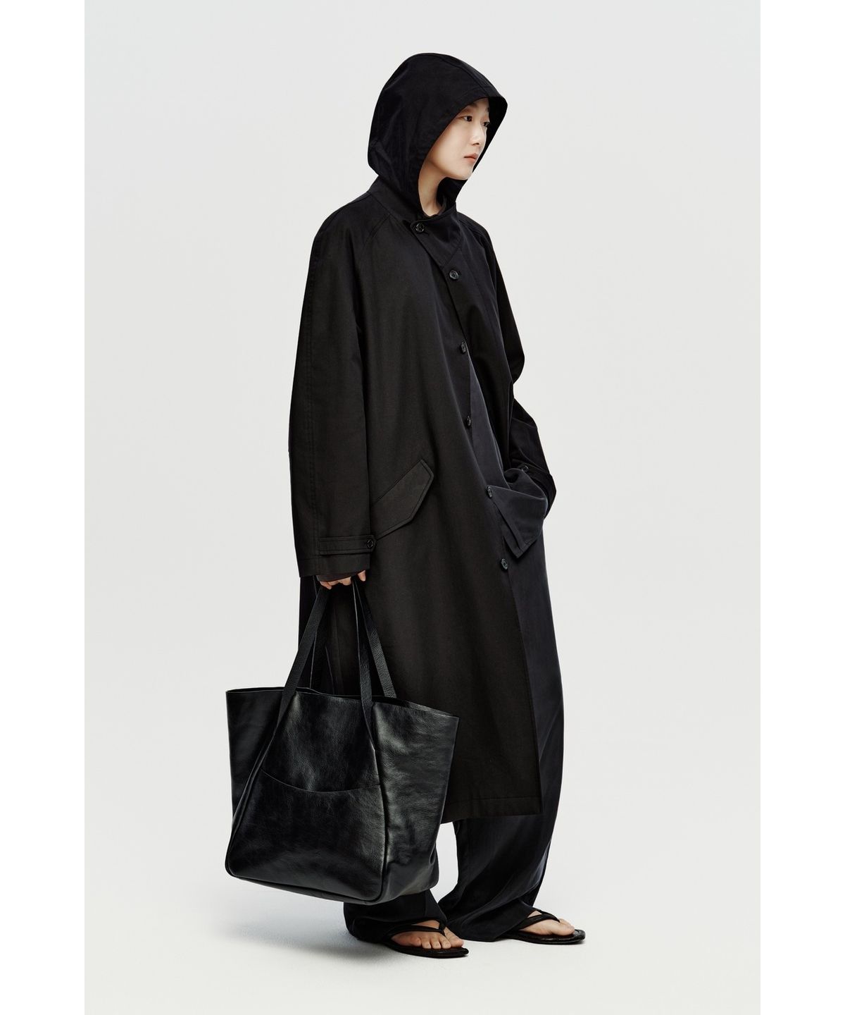 유스(YOUTH) Hooded Coat - Black